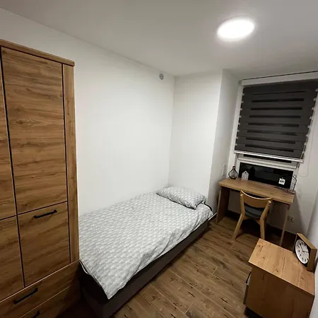 Guest house Separate In A New Townhouse In