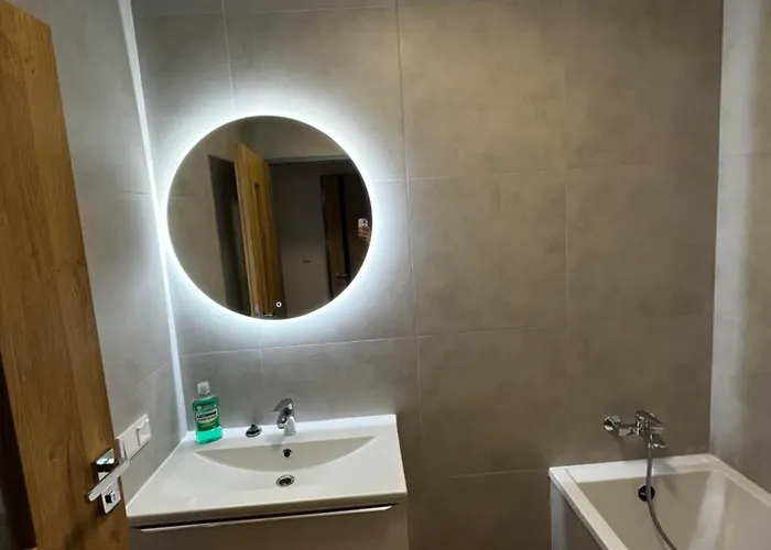 Separate In A New Townhouse In