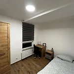 Separate In A New Townhouse In Vendégház *
