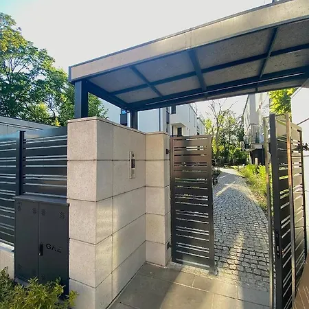 Separate In A New Townhouse In Penzion *